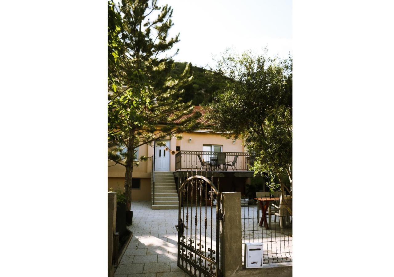 House Natural Citluk Bagian luar foto